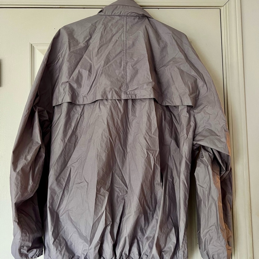 Uniqlo Gray Windbreaker Jacket - Picture 4 of 4